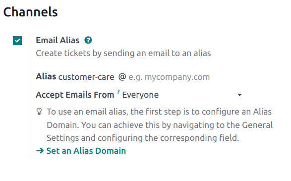Egy ügyfélszolgálati csapat beállítási oldalának nézete, kiemelve az email alias funkciót az Odoo Helpdeskben.A Helpdesk csapat beállítási oldalának nézete, kiemelve az email alias funkciót az Odoo Helpdeskben.